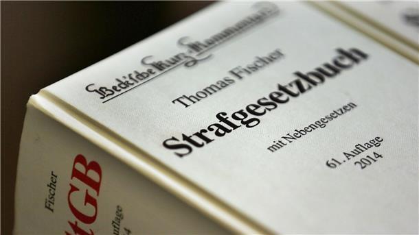 In Paragraf 19 StGB ist geregelt, dass schuldunfähig ist, wer bei Begehung der Tat noch nicht vierzehn Jahre alt ist.