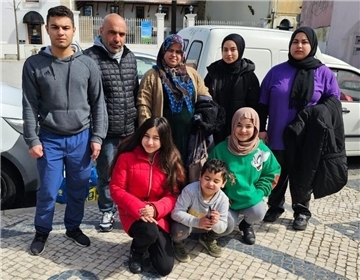 In Portugal gestandet: Drei Jahre lebten die Hassuns in Butjadingen, waren gut integriert. Dann wurden sie abgeschoben. Inzwischen hat die Familie wenigstens vom Hotel in eine Wohnung umziehen können.