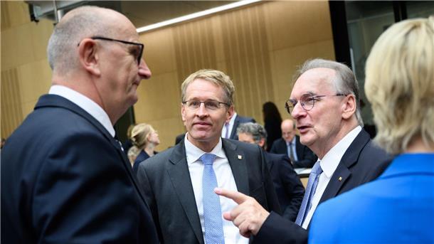 In seiner letzten Sitzung vor der Sommerpause hat sich der Bundesrat unter anderem mit dem Bundeshaushalt 2025 und der Verlängerung der Mietpreisbremse beschäftigt. 