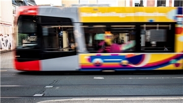 In so einer Bremer Straßenbahn ist es am vergangenen Wochenende zu dem Angriff gekommen.