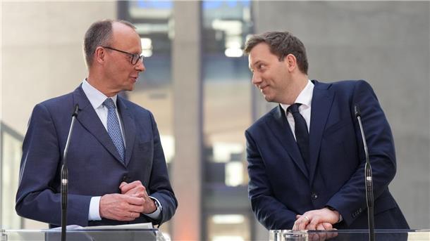 Diese Niedersachsen verhandeln über die neue Koalition In vorderster Reihe dabei: Lars Klingbeil (rechts) ist nur einer von vielen Niedersachsen, die mit am Verhandlungstisch sitzen. (Archivbild)
