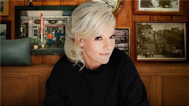 Ina Müller - Moderatorin von „Inas Nacht“ - ist bereits zum 200. Mal Gastgeberin ihrer Show aus dem „Schellfischposten“ in Hamburg.