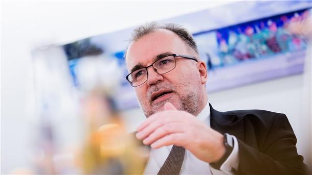 Industrie sieht Gefahr einer Gasmangellage nicht gebannt Industriepräsident Siegfried Russwurm sieht die Gefahr einer Gasmangellage in Deutschland noch nicht gebannt.