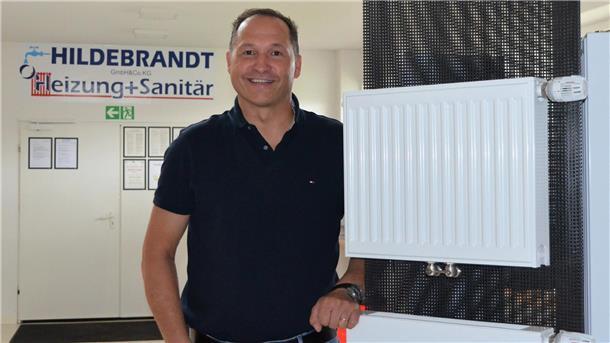 Ingo Antons, Inhaber der Dieter Hildebrandt GmbH & Co.KG Heizung und Sanitär mit Sitz in Bexhövede, wirbt gern für seinen Berufsstand.