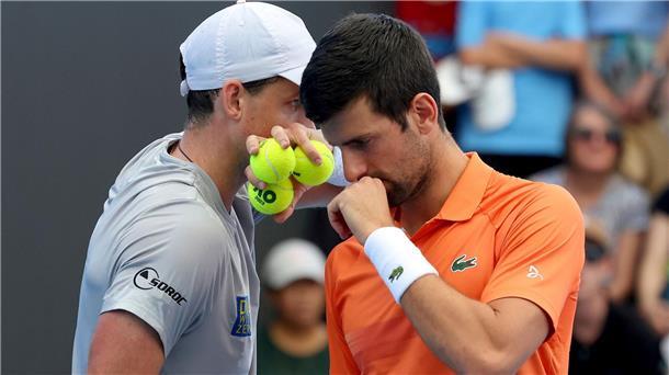 Tennis-Revolte: Gewerkschaft klagt wegen „Kartell“ Initiierten gemeinsam die Spielergewerkschaft PTPA: Vasek Pospisil (l) und Novak Djokovic.
