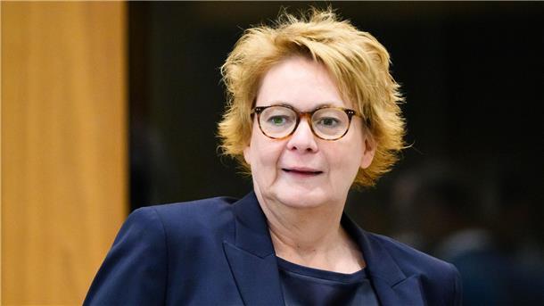 Innenministerin Behrens fordert mehr Wertschätzung für Einsatzkräfte. (Archivbild)
