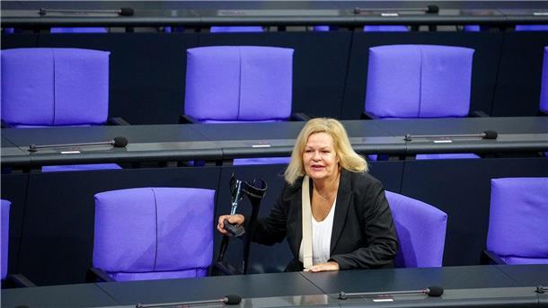SPD-Länderminister auf Ampel-Kurs bei Asyl und Sicherheit Innenministerin Nancy Faeser (SPD) sprach in einer Videokonferenz mit den Ressortchefs.