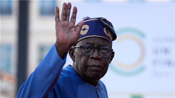 Ultimatum im Niger: Kommt es zur militärischen Eskalation? Insbesondere Nigerias neuer Präsident Bola Tinubu scheint eine treibende Kraft hinter dem harten Kurs der Ecowas gegen die neuen Militärmachthaber im Niger zu sein.