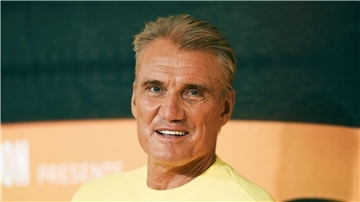 Inzwischen sind die Prognosen besser geworden: Dolph Lundgren kämpft gegen den Krebs.