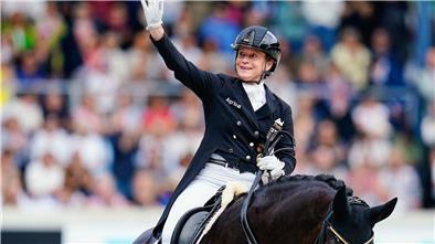 Isabell Werth gewinnt in Aachen  auf dem Pferd Wendy de Fontaine drei Prüfungen.