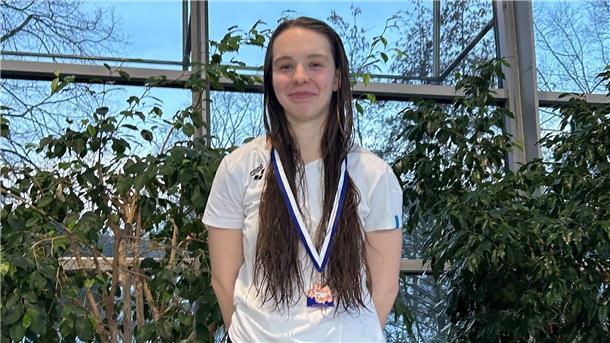 Seestadt-Schwimmerinnen treffen bei Meisterschaften auf Olympia-Stars Isabella Simon vom GTV Bremerhaven konnte sich bei den Norddeutschen Meisterschaften über Bronze in der Disziplin 400 m Lagen freuen.