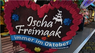 „Ischa Freimaak“ wird es in diesem Oktober auf keinen Fall heißen. Wenn, dann müssten die Lebkuchenherzen die Aufschrift „Ischa Freipaak“ tragen.