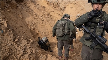 Israels Armee hat bestätigt, Tunnel der islamistischen Hamas im Gazastreifen geflutet zu haben.