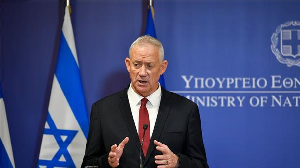 Israel: Anschlag von Arbeiter aus Gaza vereitelt Israels Verteidigungsminister Benny Gantz während einer Pressekonferenz.