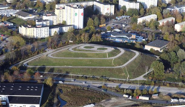 Ist das ein Landeplatz für Ufos? Nein, das ist der Tunnelberg - fast schon ein Wahrzeichen von Bremerhaven.