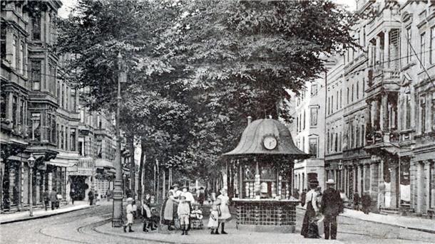 Viele Bäume und wenig Verkehr: So schön war die Lloydstraße früher Ja, auch das ist die Lloydstraße - um 1911. Die Bäume sorgen für ein gemütliches Flair.