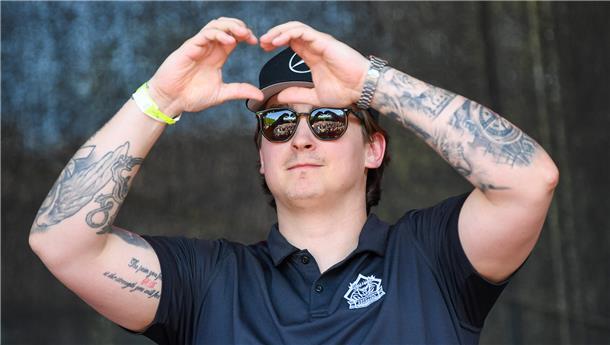 Jake Virtanen verabschiedete sich am 1. Mai von den Fans der Fischtown Pinguins. Er wechselt zu den Iserlohn Roosters.