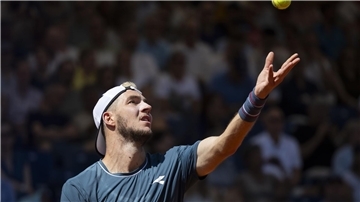 Jan-Lennard Struff ist beim Turnier in Cincinnati an Stefanos Tsitsipas gescheitert.