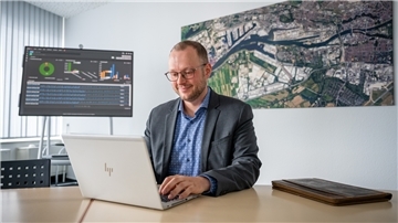 Jan Schirrmacher, Port Cyber Security Officer von Bremenports. Foto: Scheschonka
