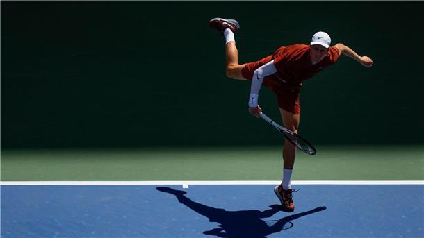 Nach Aufgabe-Schreck: Sinner bei US Open im Eiltempo weiter Jannik Sinner rauschte problemlos durch seine Erstrundenaufgabe bei den US Open.