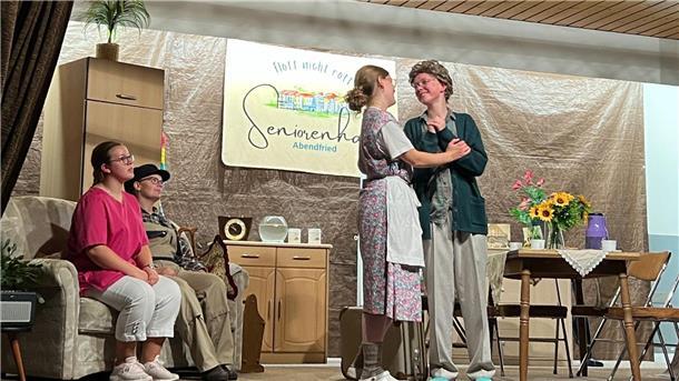 Jede Menge zu lachen gab es beim plattdeutschen Theaterstück der Köhlener Landjugend.