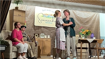 Jede Menge zu lachen gab es beim plattdeutschen Theaterstück der Köhlener Landjugend.