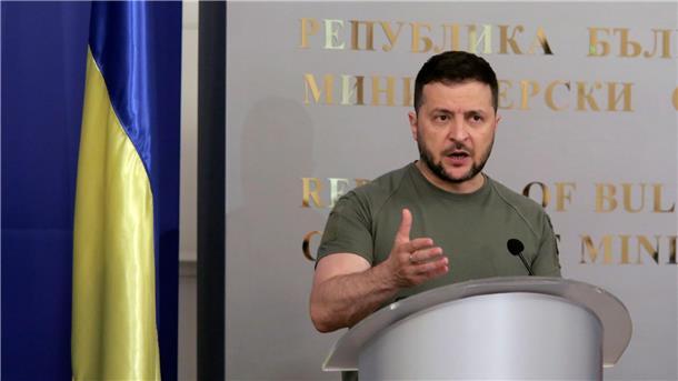„Jede Verlängerung dieser Einschränkungen ist absolut inakzeptabel und klar nicht europäisch“, sagt Präsident Wolodymyr Selenskyj über die EU-Einschränkungen für Getreideimporte aus der Ukraine.