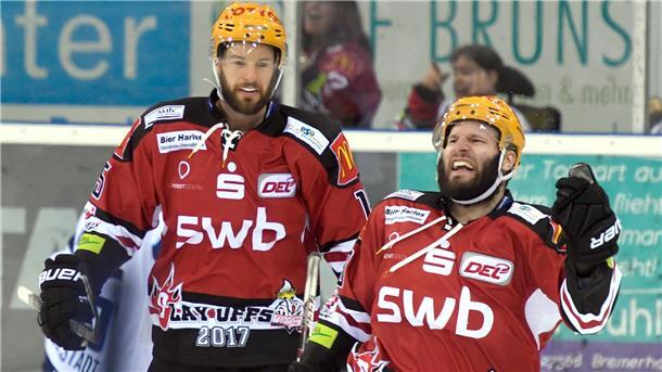Jeremy Welsh und Jack Combs waren gemeinsam mit Rob Bordson das überragende Trio bei der DEL-Premierensaison der Pinguins und sammelten 124 Scorerpunkte.