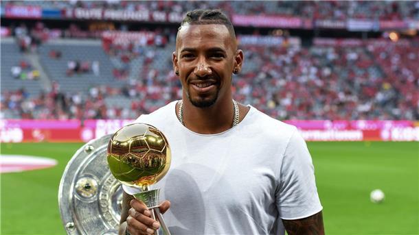 Fußball-Weltmeister Jérôme Boateng beendet Karriere Jérôme Boateng hat in seiner Karriere viele Trophäen gewonnen.