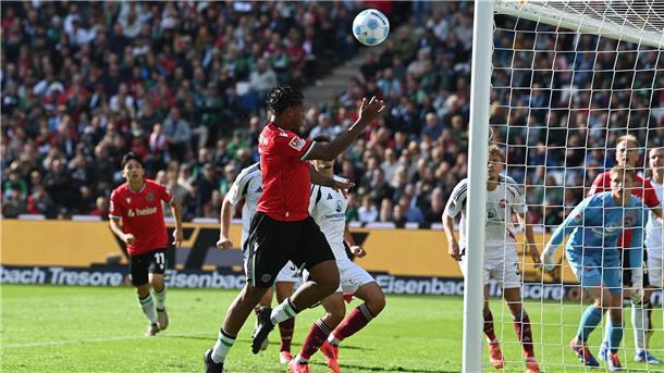 1000. Heimtor in Liga zwei: 96 bleibt zu Hause eine Macht Jessic Ngankam und Hannover 96 feierten den nächsten Heimsieg.