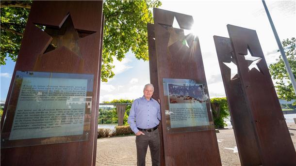 Von wegen grenzenlos: Ärger in Schengen über Kontrollen Jim Krier war 1985 bei der Unterzeichnung des Abkommens in Schengen dabei.