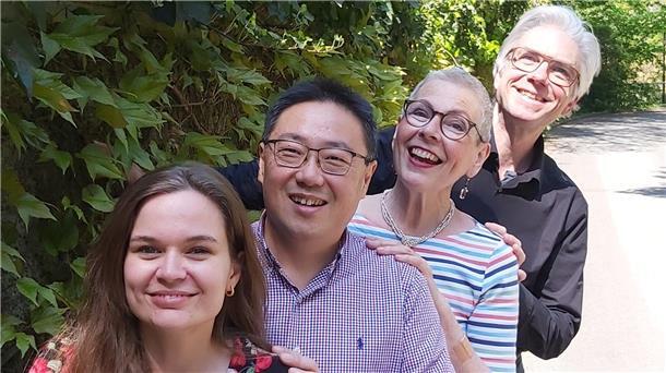 Sommerkonzert auf dem Gutshof - Feuerwerk bekannter Operettenmelodien Joanna Laszczkowska (Piano), Sungkuk Chang (Tenor), Martina Parkes (Sopran), Jörg Sändig (Bass-Bariton) werden zu Gast sein auf dem Hof des Rittergutes von Hammerstein in Gyhum-Bockel.