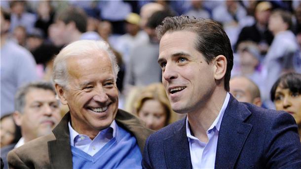 Joe Biden spricht über seine Enkeltochter aus der Affäre seines Sohnes Hunter Biden (r).