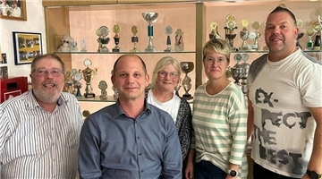 Von links: Jörg Wiggers, Thorsten Hack, Ute Hülstede, Melanie Thienken, Ralf Thienken.
