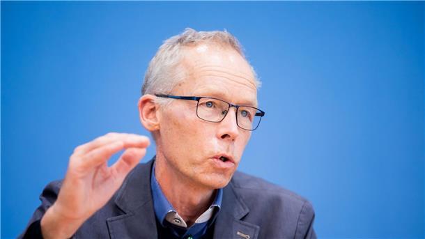 Johan Rockström vom Potsdam-Institut für Klimafolgenforschung hat mit anderen Forschenden eine Studie veröffentlicht, zum Einfluss des Menschen auf die Erde.