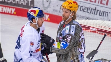 Jonathon Blum (links) und Philip Samuelsson haben hier noch etwas zu klären. In Spiel 6 der Playoff-Viertelfinalserie werden beide am Sonntag wohl wieder aufeinandertreffen. Und Sie können dabei sein.