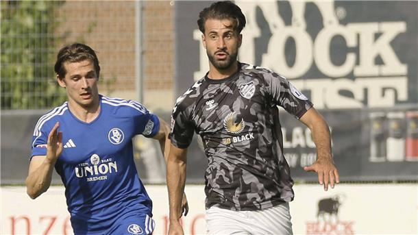 Jozo Tunjic (links) bei einem seiner wenigen Einsätze im Trikot des Bremer SV. Der Bremerhavener hat seine Zelte beim Regionalligisten abgebrochen.