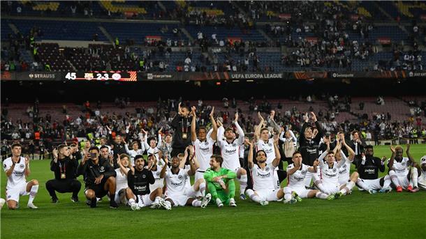 Macht der Bilder: Tottenham als zweites Barça für Frankfurt? Jubel im Camp Nou: Frankfurt kommt in Barcelona weiter.