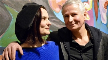 Judith Mann und Oliver Peuker lesen aus Gedichten von Yvan und Claire Goll.