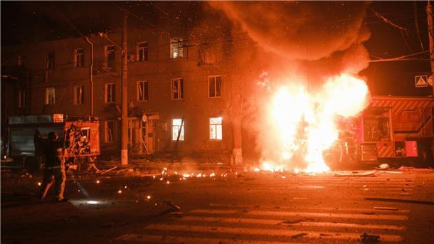 Krieg gegen die Ukraine: So ist die Lage Jüngste russische Angriffe auf Charkiw haben schwere Zerstörungen angerichtet und unter anderem die Stromversorgung zum Erliegen gebracht.