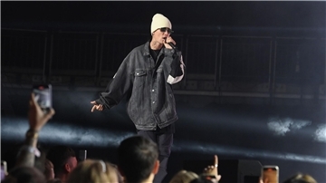 Justin Bieber soll einen hohen Millionenbetrag für die Rechte an seinen Songs kassieren.
