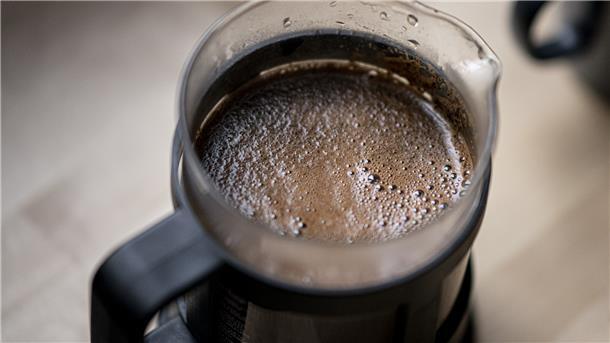 Kaffee ist besser als sein Ruf. Er könnte sogar die Ansteckung mit dem Coronavirus verhindern.