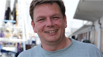 Kai-Arne Schmidt ist Chef bei der Kutterfisch-Zentrale und bei der Krabbenfischer-Genossenschaft. Jetzt ist er auch noch beim Marktführer „Deutsche See“.
