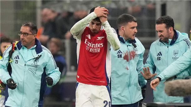 Kai Havertz vom FC Arsenal knallte in der Schlussphase des Champions-League-Duells mit Yann Aurel Bisseck von Inter Mailand zusammen.