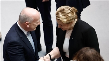 Kai Wegner, CDU-Landesvorsitzender von Berlin und Fraktionsvorsitzender der CDU im Abgeordnetenhaus, und Franziska Giffey (SPD), Regierende Bürgermeisterin Berlins.
