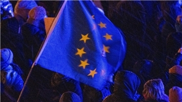Kampf gegen Menschenhandel soll effektiver werden: Vertreter der EU-Mitgliedstaaten und des Europaparlaments haben sich darauf verständigt, eine bereits existierende Richtlinie zur Strafverfolgung umfassend zu ergänzen (Archivbild).