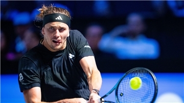 Zverev in Wien kampflos weiter - ATP Finals gesichert Kampflos eine Runde weiter: Alexander Zverev.