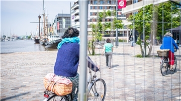 Kann man das Sail-Gelände absperren und kontrollieren? Dabei müssten etliche Probleme gelöst werden. Erwogen wird auch, alle Veranstaltungen zu vermeiden, die viel Publikum anlocken. So wie bei der Hanse-Sail in Rostock.