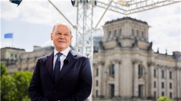 Scholz: Einigung über Kindergrundsicherung wird kommen Kanzler Olaf Scholz muss in der Ampel-Koalition zwischen FDP und Grüne vermitteln.