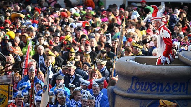 Karneval in Düsseldorf: „Für die regionale Wirtschaft ist der Karneval ein Lichtblick“, sagt IW-Direktor Michael Hüther.